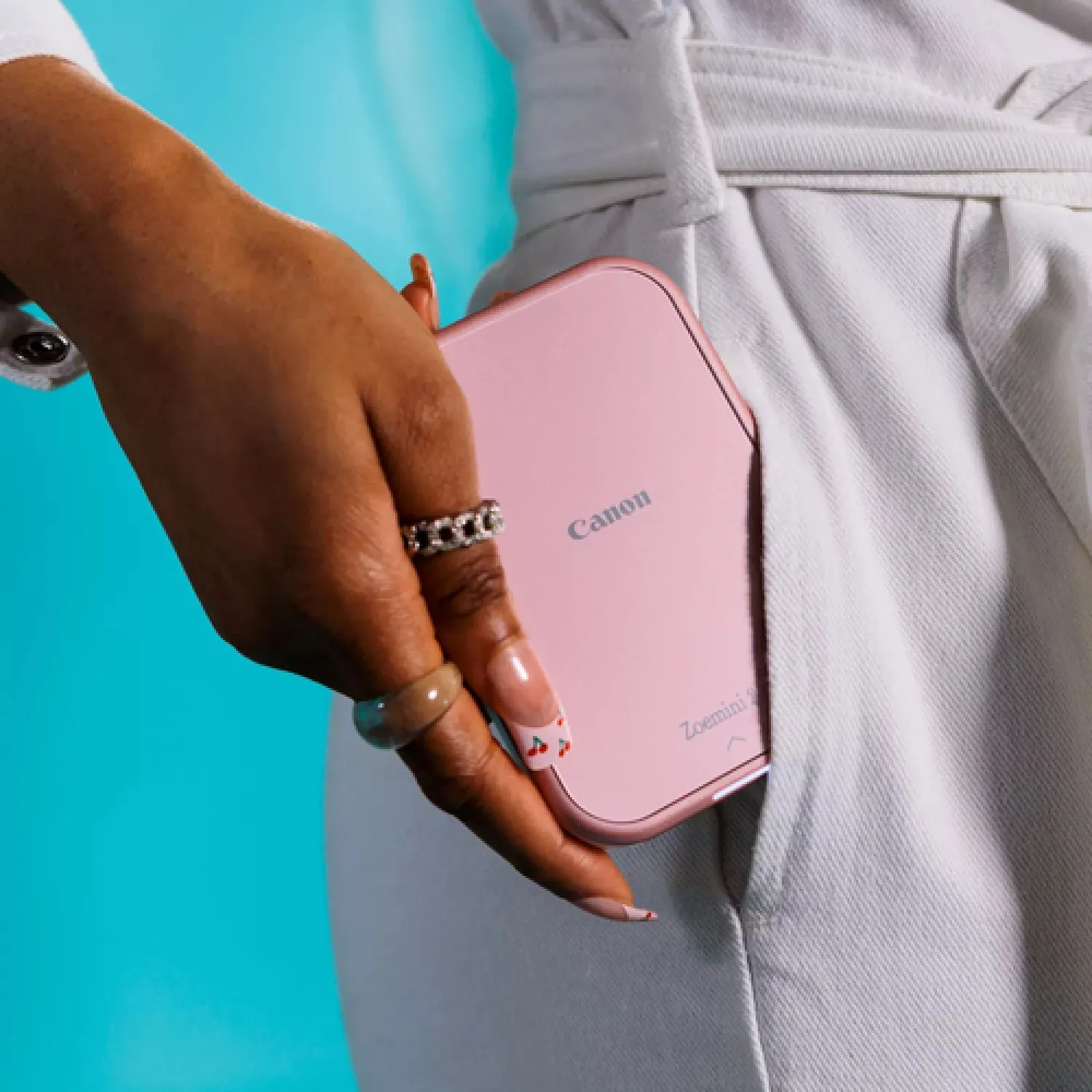 Canon Zoemini 2: Piccole Stampe, Grandi Risultati - Stampante Fotografica Portatile per Smartphone - Mini Stampante Fotografica Compatta e Wireless - Ricarica Rapida via USB C e Bluetooth - Oro Rosa - immagine 3