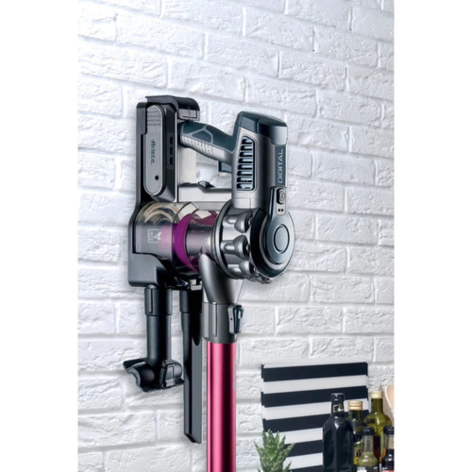 Ariete 2758/00 Batteria Secco HEPA, Tessuto Senza sacchetto 1 L 200 W Grigio, Rosa 2,2 Ah - immagine 3